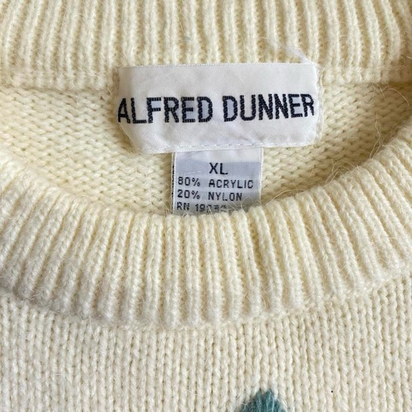 SOLD - Picture 4 of 8